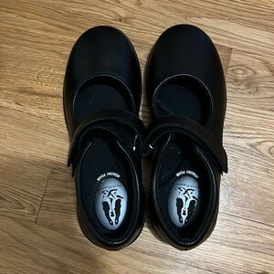 Hush Puppies memory foam girls shoes